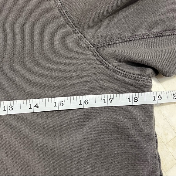 Pact Organic Cotton Charcoal  Crewneck Sweater size Small - Picture 9 of 10